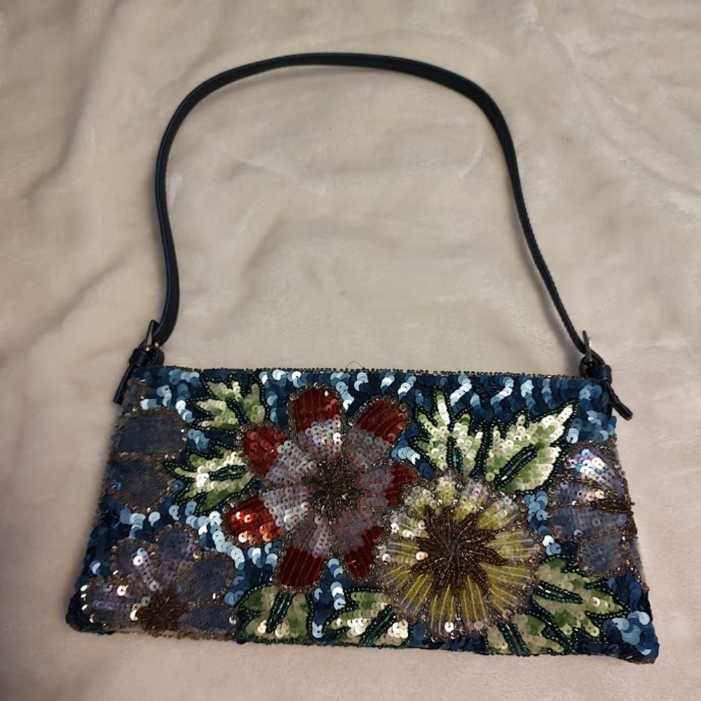 GORGEOUS Beaded and Sequined Evening bag